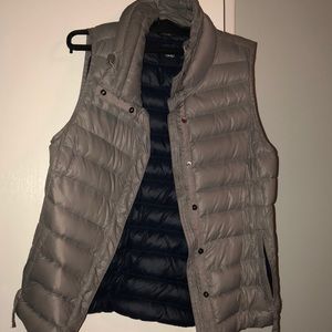 Cute GAP vest!